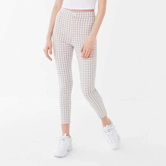 Urban Outfitters Ingrid High Waisted Pinup tan /white plaid Pants 8 - Picture 1 of 7